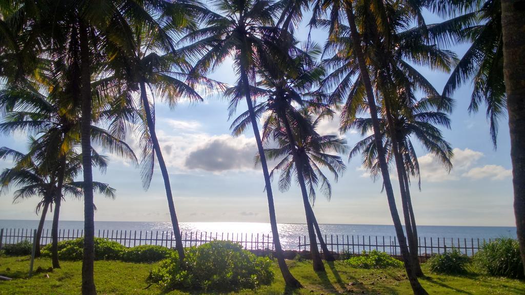 Sri Beach Bungalows And Villa 马拉维拉 外观 照片